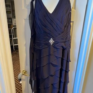 Jovani deep purple/plum- floor length gown. Worn once - smoke free home.